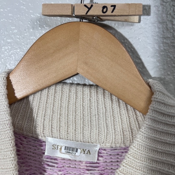 STINE GOYA sweater in Pink and white size medium - Picture 15 of 16